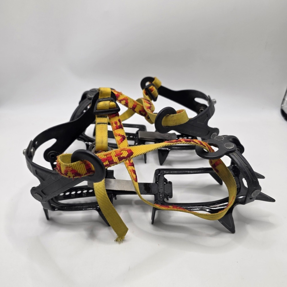 Grivel Crampons 12 Point Mountaineering Ice Climbing Glacier Travel Italy Black